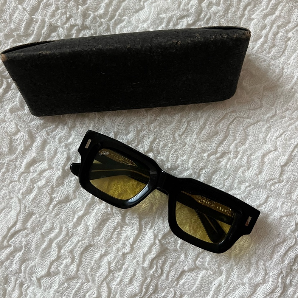 Akila Eyewear- Ares frame (with case)